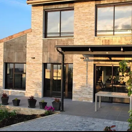 Des 2 Croix Feriehus Vinzieux